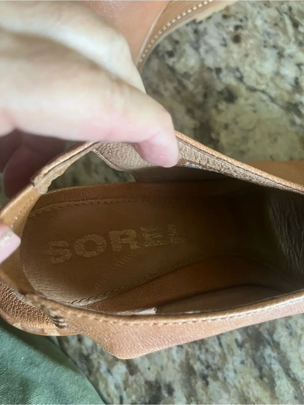 Sorel wedges open